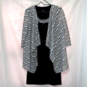 R&M WO SIZE 16 BLACK WHITE WAVE DESIGN DRESS WITH ATTACHED WATERFALL JACKET EUC